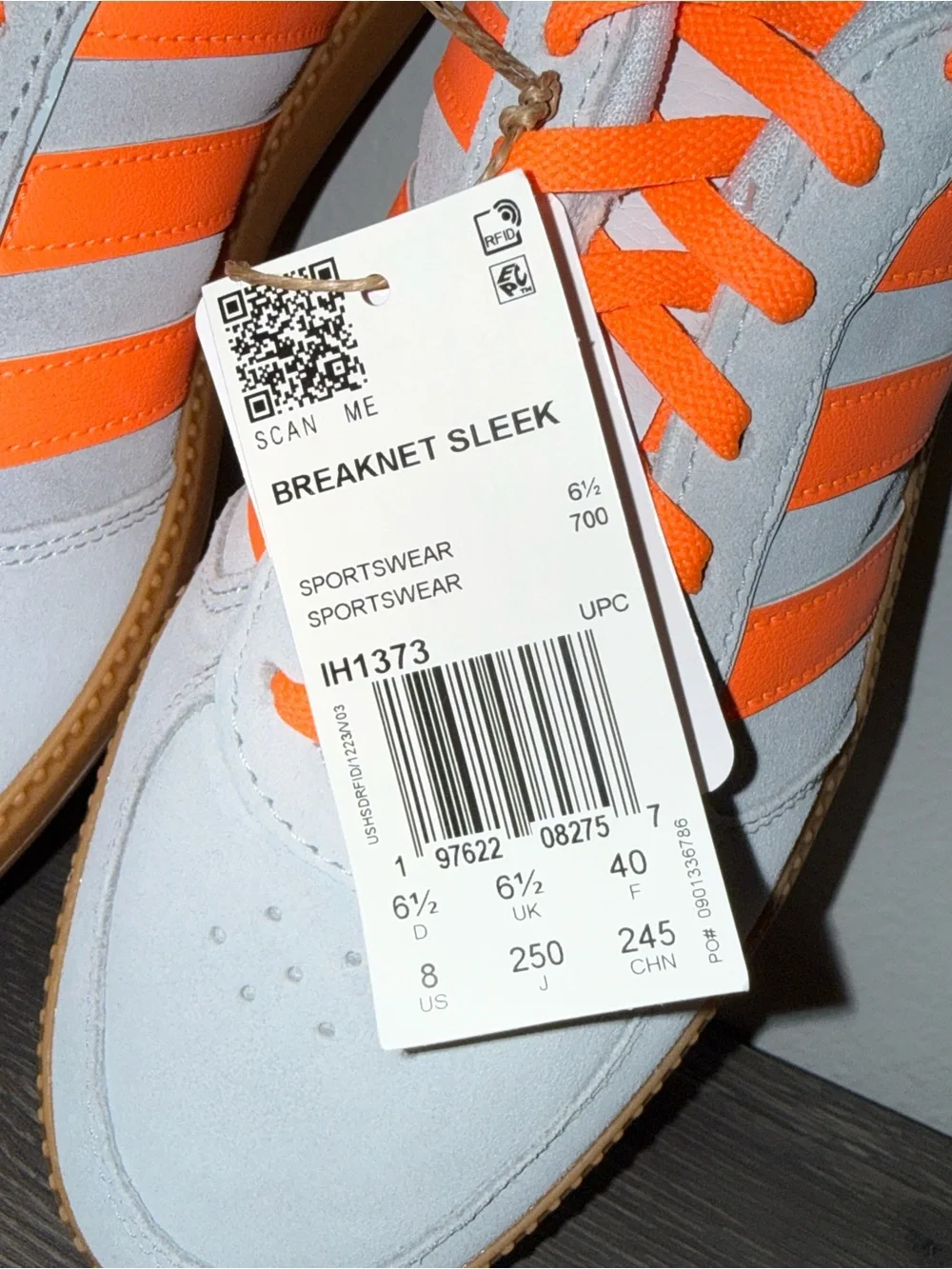 adidas women’s Breaknet Sleek sneaker size 8W, grey/orange, brand new in box
